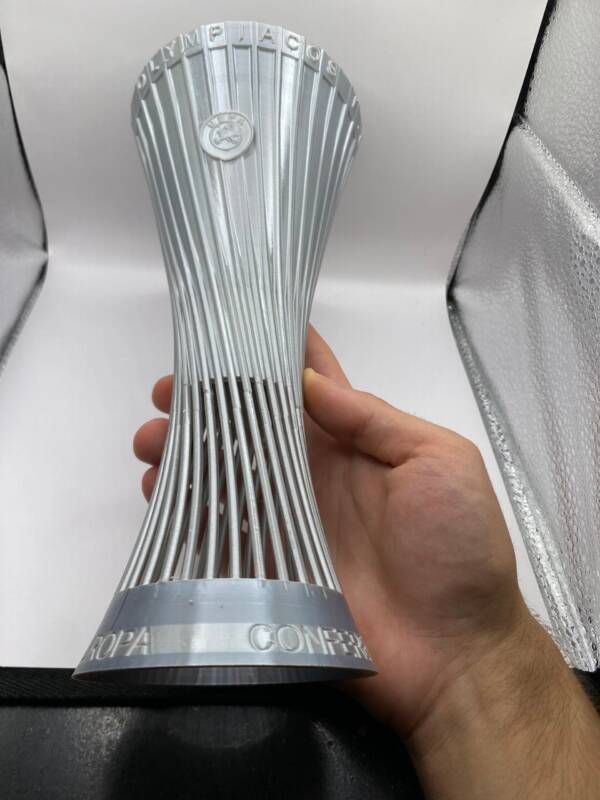 Olympiacos Conference League Κύπελο - Image 2